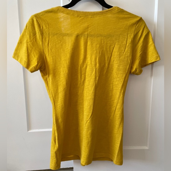 Anthropologie twist-front t-shirt with decorative stitching - Picture 3 of 5